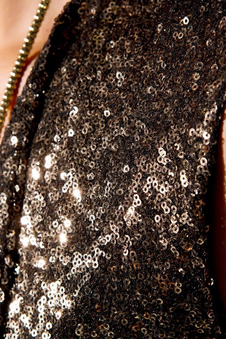 CHALECO DE LENTEJUELAS DORADO